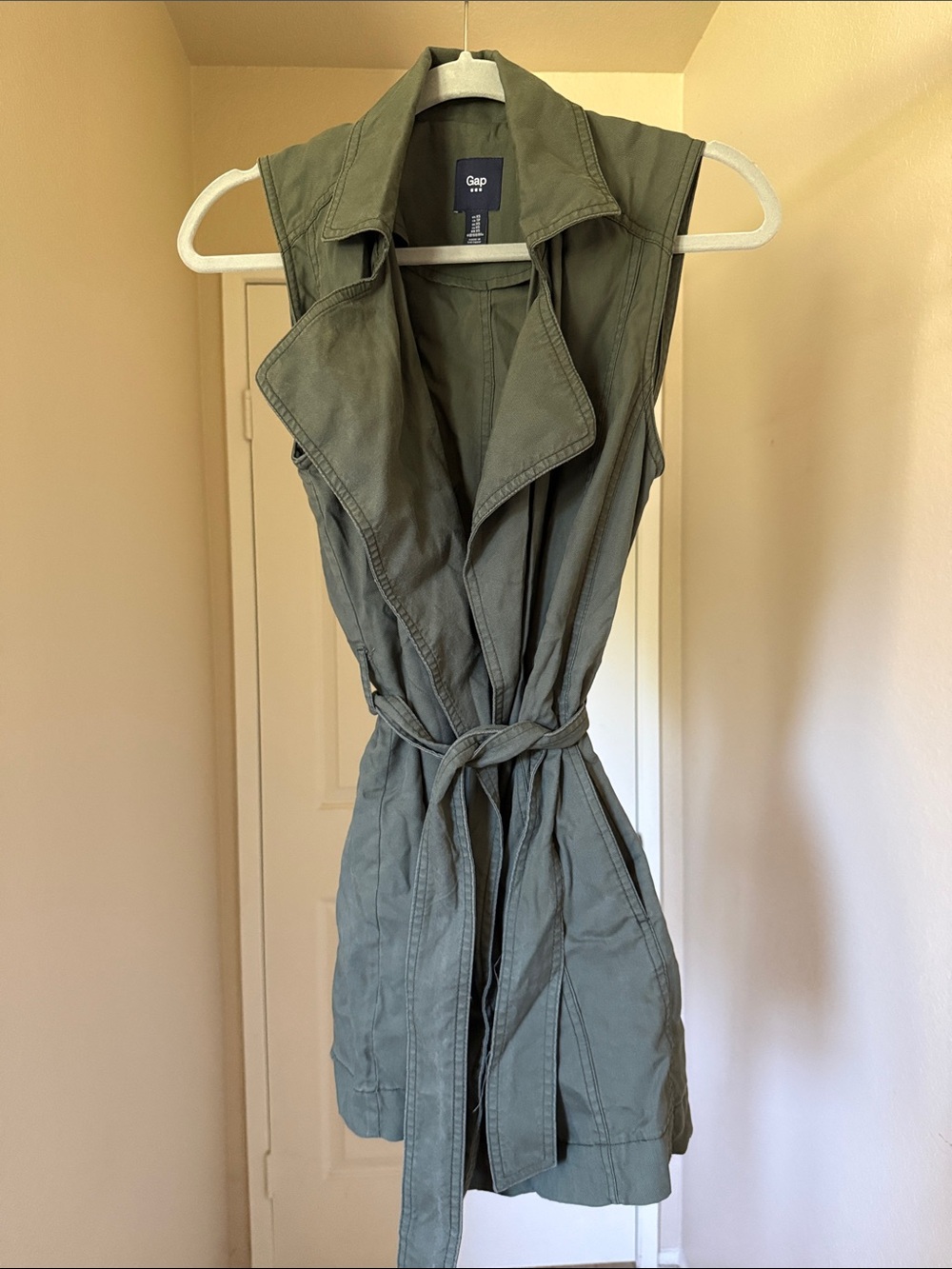 GAP Olive Green Sleeveless Tie-Waist Vest